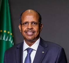 Mahamoud Ali Youssouf, président de la Commission de l'Union africaine, lors du sommet Afrique-France de Nairobi
