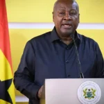 John Dramani Mahama, président du Ghana, lors d'une conférence de presse à Accra en novembre 2025