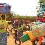 Alidou Kindo et sa famille arrivent à Kiri, près de Koro, dans le centre du Mali, fuyant l'insécurité