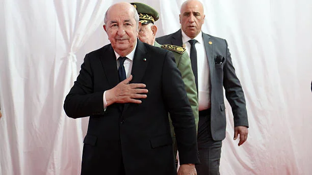 Le président algérien Abdelmadjid Tebboune inaugure la ligne ferroviaire stratégique Béchar-Tindouf-Gara Djebilet